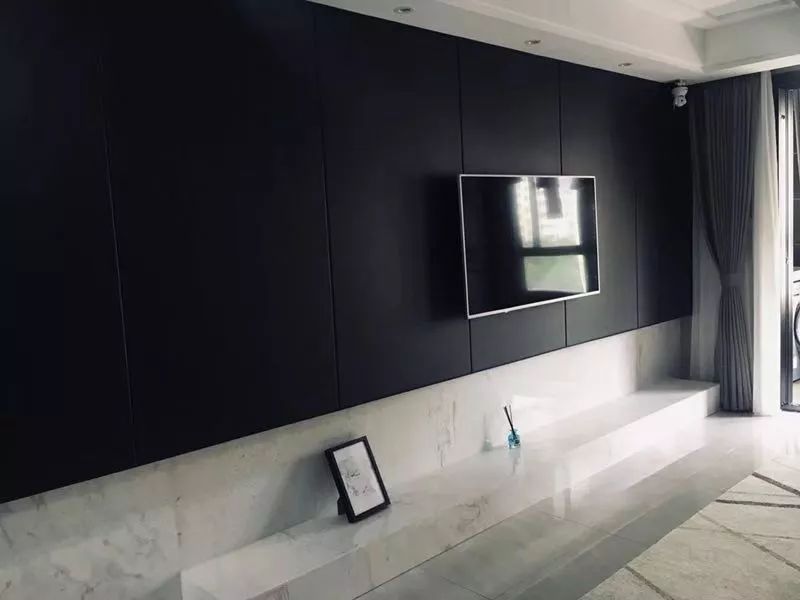 南京聚寶山莊137平米現代風格裝修 年輕人的婚房可以這樣裝修06客廳