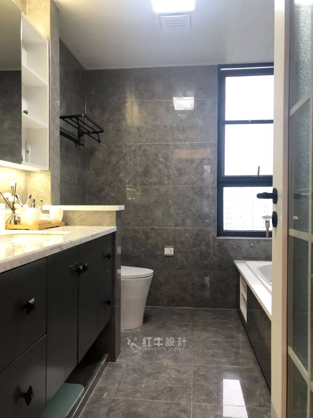 南京保利國際社區140㎡現代風格--四室二廳大戶型,寬敞開闊又舒適!10主臥設計