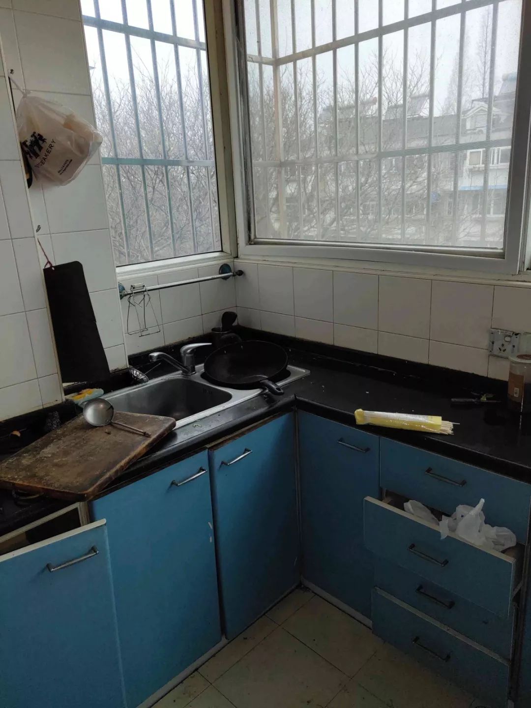 南京龍蟠花苑90㎡現(xiàn)代輕奢--老房升級改造,變身時尚精致家!06餐廳改造