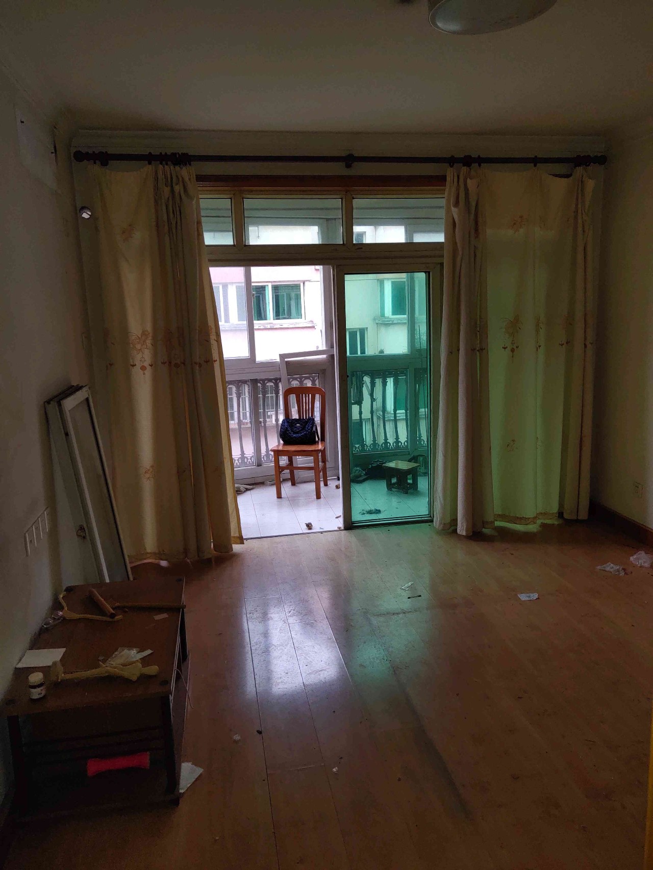 南京龍蟠花苑90㎡現(xiàn)代輕奢--老房升級改造,變身時尚精致家!09臥室改造