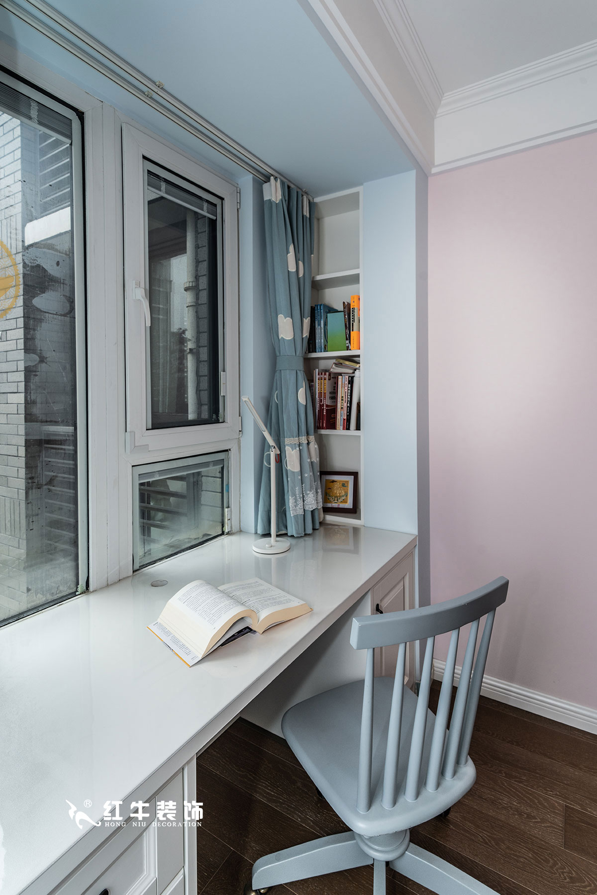 +logo_魏明花_華府國際-117㎡-簡美風格(3室2廳2衛,全包16萬)14兒童房書桌壁龕_華府-2