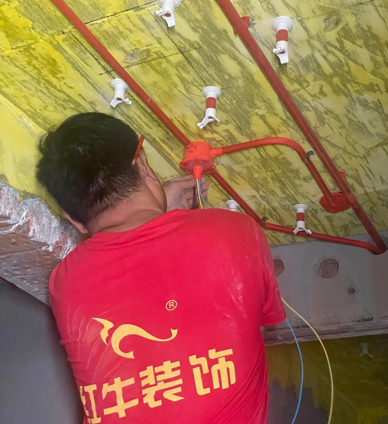 設計師工地巡檢，用腳步丈量細節，護航效果完美落地！03