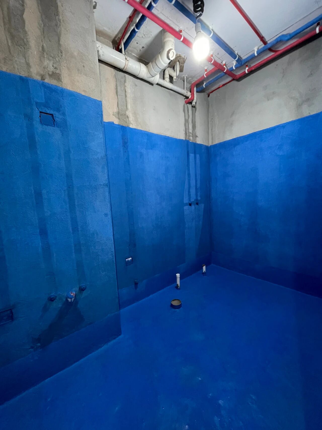 九月秋意漸濃,南京紅牛裝飾工地巡檢步履不停,只為兌現品質承諾! 九月秋意漸濃,南京紅牛裝飾工地巡檢步履不停,只為兌現品質承諾!