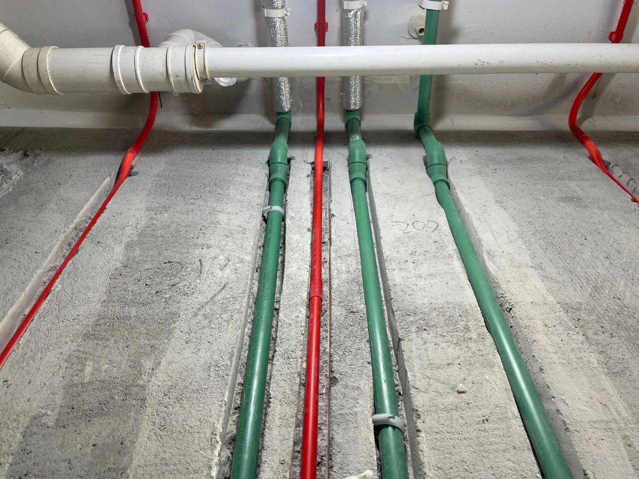 南京比較靠譜的裝修公司？南京紅牛裝飾裝修寶典：新房裝修好多久可以入住？關鍵在于……