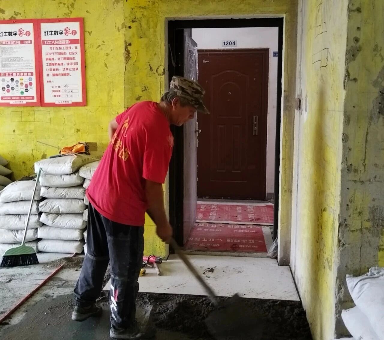 南京裝修公司紅牛裝飾工地突擊巡檢:一厘一毫堅守品質,一心一意守護新家! 南京裝修公司紅牛裝飾工地突擊巡檢:一厘一毫堅守品質,一心一意守護新家!