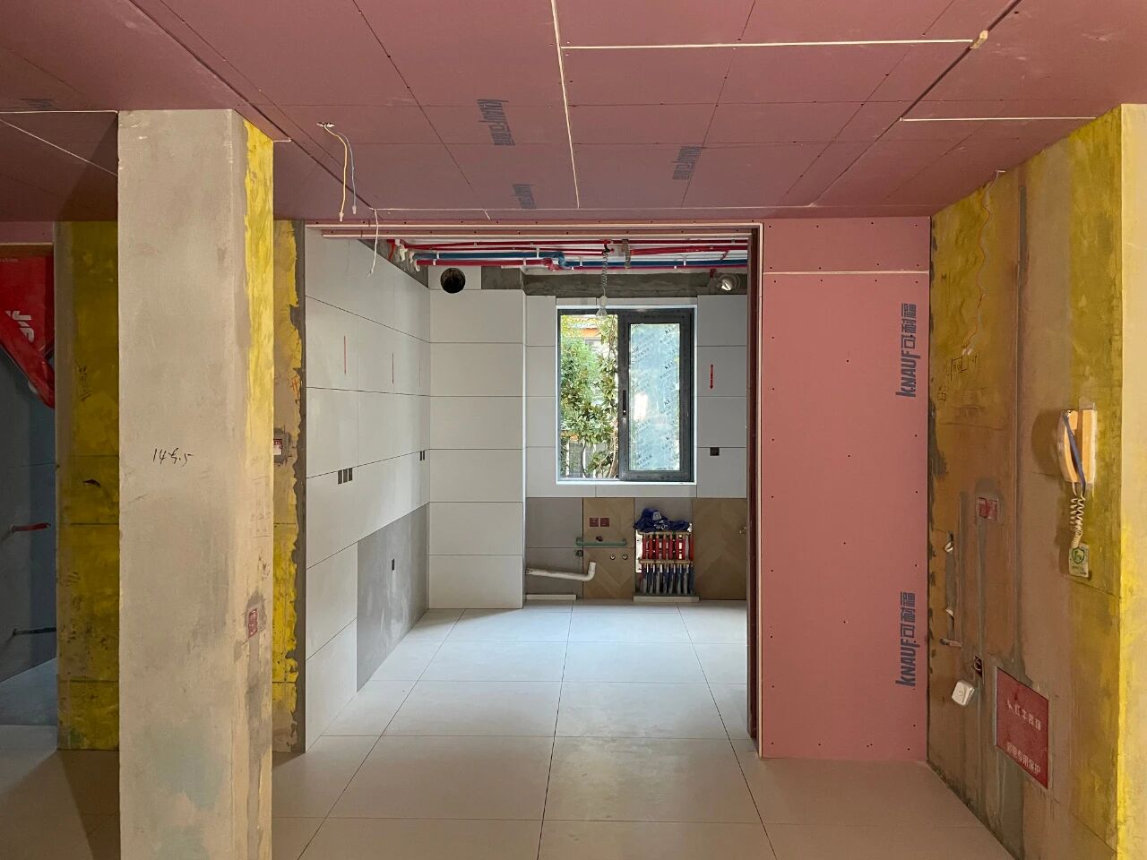 南京裝修公司紅牛裝飾工地突擊巡檢:一厘一毫堅守品質,一心一意守護新家! 南京裝修公司紅牛裝飾工地突擊巡檢:一厘一毫堅守品質,一心一意守護新家!